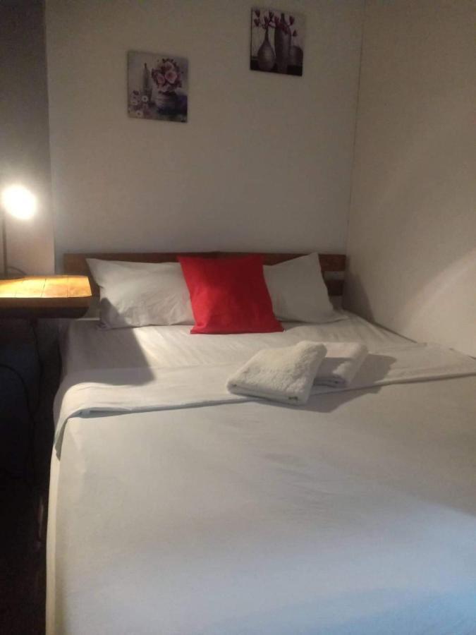Lojed Sean Bed And Space Pasay Dış mekan fotoğraf